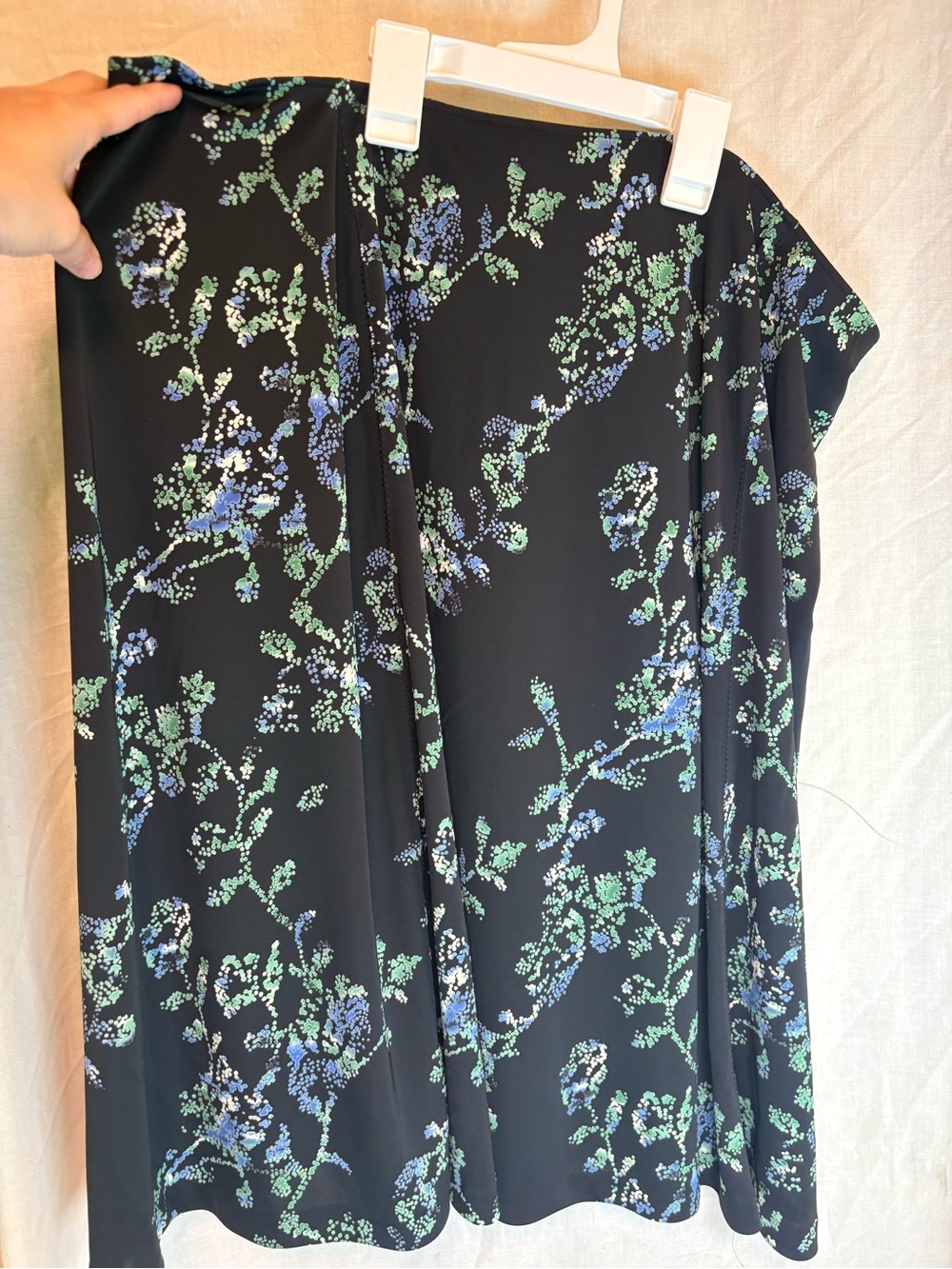 Jones New York Black Floral Skirt Women’s 2X Knee Length